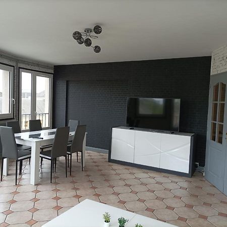 Joli Appartement Type 5 En Centre Ville Châteauroux Kültér fotó