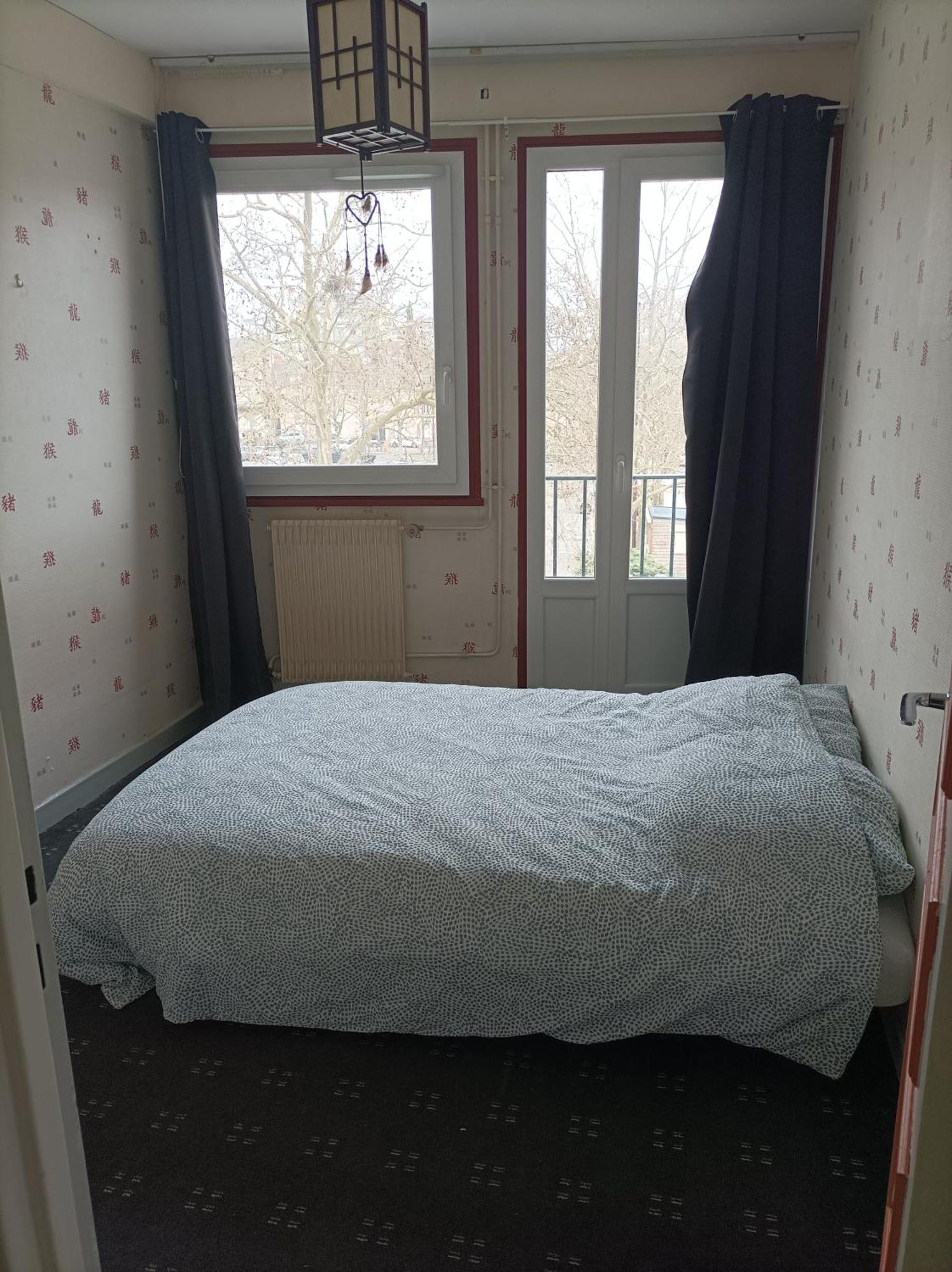 Joli Appartement Type 5 En Centre Ville Châteauroux Kültér fotó